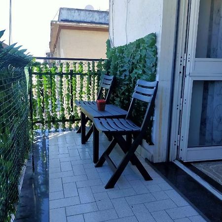 Casa Buono - Aeroporto Di Capodichino Lejlighed Napoli Eksteriør billede